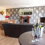 Wild Oats 7 - Yellowtop Country Park - Hot Tub - Yorkshire וילה סלבי
