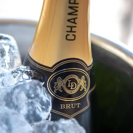 Wild Oats 7 - Yellowtop Country Park - Hot Tub - Yorkshire