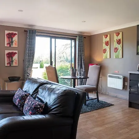 Villa Wild Oats 7 - Yellowtop Country Park - Hot Tub - Yorkshire *