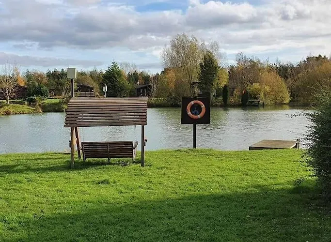 Wild Oats 7 - Yellowtop Country Park - Hot Tub - Yorkshire *