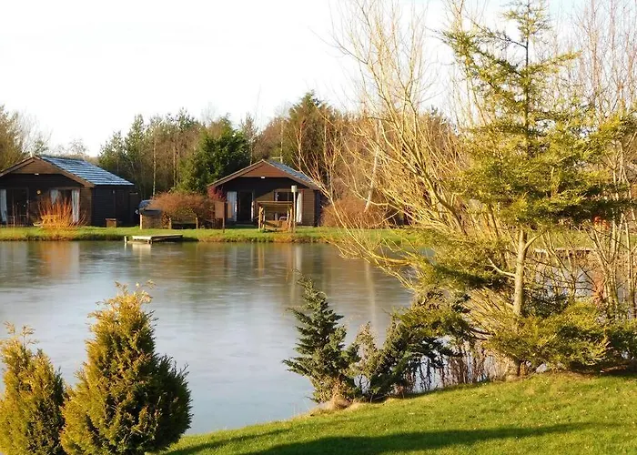 Wild Oats 7 - Yellowtop Country Park - Hot Tub - Yorkshire Villa Selby